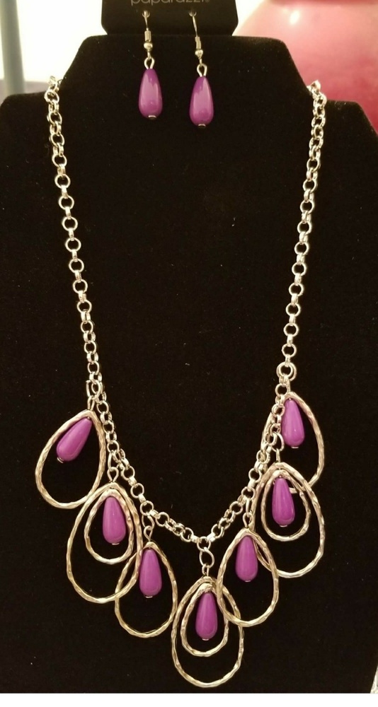 Silver& purple bead necklace
